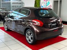 PEUGEOT 208 1.6 16V GRIFFE 2013/2014 DUARTE VEÍCULOS PORTO ALEGRE / Carros no Vale