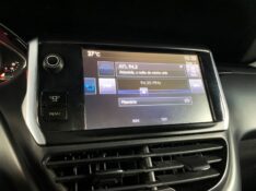 PEUGEOT 208 1.6 16V GRIFFE 2013/2014 DUARTE VEÍCULOS PORTO ALEGRE / Carros no Vale