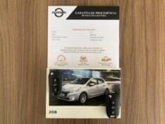 PEUGEOT 208 1.6 16V GRIFFE 2013/2014 DUARTE VEÍCULOS PORTO ALEGRE / Carros no Vale