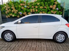 CHEVROLET ONIX HATCH JOY 1.0 8V FLEX 5P MEC. 2019/2019 ALTERNATIVA VEÍCULOS LAJEADO / Carros no Vale