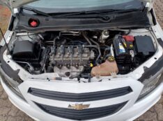 CHEVROLET ONIX HATCH JOY 1.0 8V FLEX 5P MEC. 2019/2019 ALTERNATIVA VEÍCULOS LAJEADO / Carros no Vale