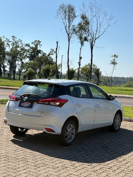 TOYOTA YARIS 1.5 XS 16V 2024 2024/2025 NEURI VEÍCULOS LAJEADO / Carros no Vale TOYOTA YARIS 1.5 XS 16V 2024 2024/2025 NEURI VEÍCULOS LAJEADO / Carros no Vale