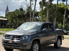 VOLKSWAGEN AMAROK 2.0 4X4 TDI COMFORTILINE CD DIESEL 4P AUTOMÁTICO /2018 NEURI VEÍCULOS LAJEADO / Carros no Vale