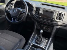 VOLKSWAGEN AMAROK 2.0 4X4 TDI COMFORTILINE CD DIESEL 4P AUTOMÁTICO /2018 NEURI VEÍCULOS LAJEADO / Carros no Vale