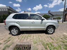 HYUNDAI TUCSON 2.0 2011/2011 ELY AUTOMÓVEIS LAJEADO / Carros no Vale