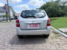 HYUNDAI TUCSON 2.0 2011/2011 ELY AUTOMÓVEIS LAJEADO / Carros no Vale