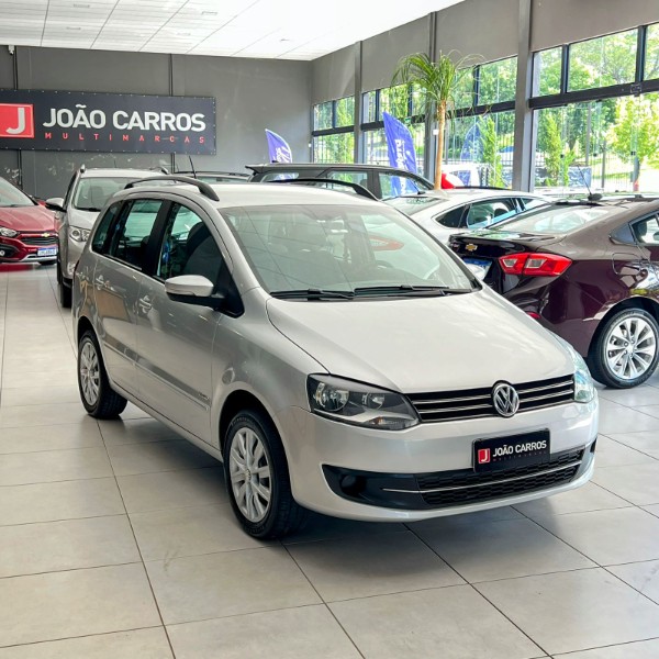 VOLKSWAGEN SPACEFOX 1.6 MI TREND 8V 2013/2013 JOÃO CARROS MULTIMARCAS GUAPORÉ / Carros no Vale VOLKSWAGEN SPACEFOX 1.6 MI TREND 8V 2013/2013 JOÃO CARROS MULTIMARCAS GUAPORÉ / Carros no Vale