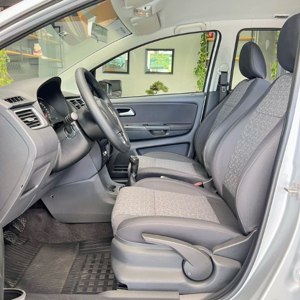 VOLKSWAGEN SPACEFOX 1.6 MI TREND 8V 2013/2013 JOÃO CARROS MULTIMARCAS GUAPORÉ / Carros no Vale VOLKSWAGEN SPACEFOX 1.6 MI TREND 8V 2013/2013 JOÃO CARROS MULTIMARCAS GUAPORÉ / Carros no Vale