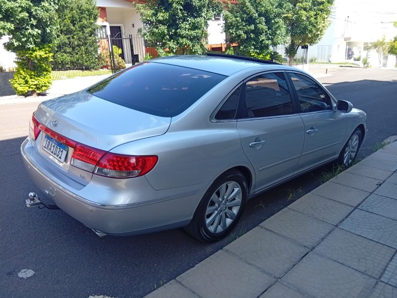 HYUNDAI AZERA 3.3 V6 2008/2009 ALTERNATIVA VEÍCULOS LAJEADO / Carros no Vale HYUNDAI AZERA 3.3 V6 2008/2009 ALTERNATIVA VEÍCULOS LAJEADO / Carros no Vale
