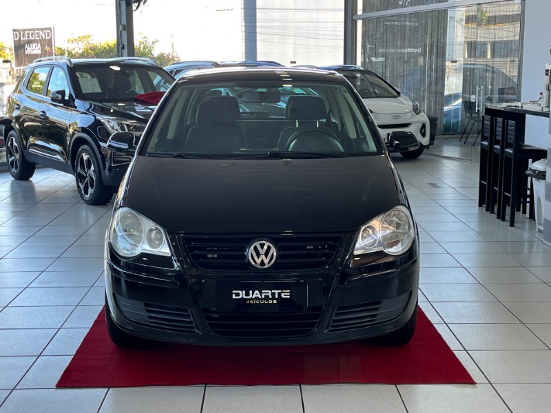 VOLKSWAGEN POLO 1.6 I MOTION 2009/2010 DUARTE VEÍCULOS PORTO ALEGRE / Carros no Vale