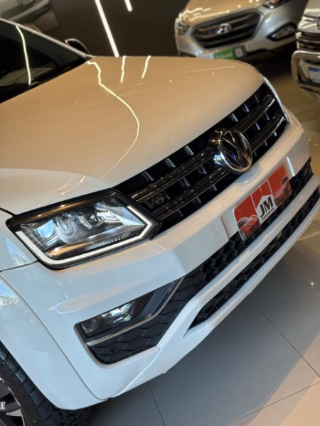 VOLKSWAGEN AMAROK 3.0 HIGHLINE 4X4 V6 2021/2021 JM AUTOMÓVEIS VENÂNCIO AIRES / Carros no Vale VOLKSWAGEN AMAROK 3.0 HIGHLINE 4X4 V6 2021/2021 JM AUTOMÓVEIS VENÂNCIO AIRES / Carros no Vale