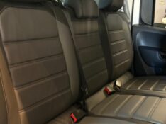 VOLKSWAGEN AMAROK 3.0 HIGHLINE 4X4 V6 2021/2021 JM AUTOMÓVEIS VENÂNCIO AIRES / Carros no Vale