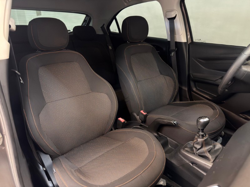 CHEVROLET ONIX 1.4 LT 2014/2014 LUCAS AUTOMÓVEIS BOM RETIRO DO SUL / Carros no Vale