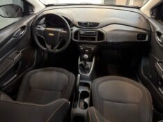 CHEVROLET ONIX 1.4 LT 2014/2014 LUCAS AUTOMÓVEIS BOM RETIRO DO SUL / Carros no Vale