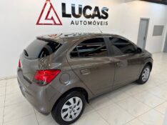 CHEVROLET ONIX 1.4 LT 2014/2014 LUCAS AUTOMÓVEIS BOM RETIRO DO SUL / Carros no Vale