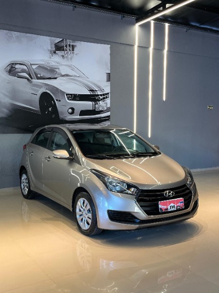 HYUNDAI HB20 1.0 CONFORT PLUS 2017/2017 JM AUTOMÓVEIS VENÂNCIO AIRES / Carros no Vale