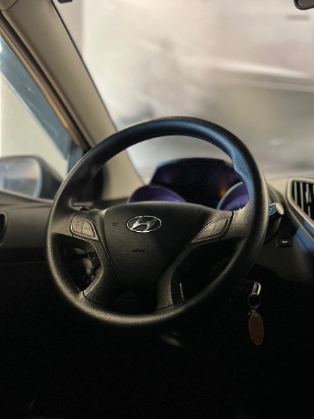 HYUNDAI HB20 1.0 CONFORT PLUS 2017/2017 JM AUTOMÓVEIS VENÂNCIO AIRES / Carros no Vale