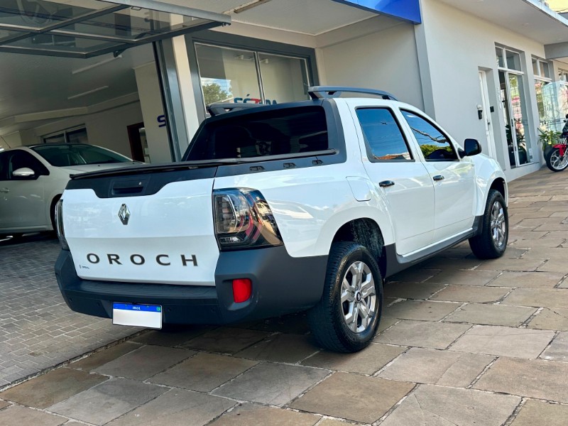 RENAULT OROCH INTENSE 1.6 MT FLEX 2023/2024 SÉTIMA VEÍCULOS GUAPORÉ / Carros no Vale