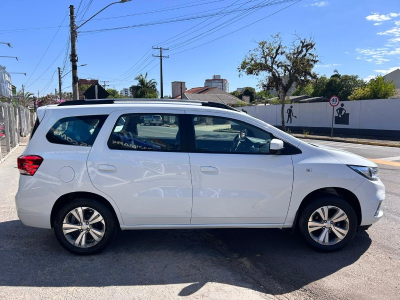 CHEVROLET SPIN PREMIER 1.8 8V ECONO.FLEX 5P AUT. 2024/2024 LS MULTIMARCAS VENÂNCIO AIRES / Carros no Vale CHEVROLET SPIN PREMIER 1.8 8V ECONO.FLEX 5P AUT. 2024/2024 LS MULTIMARCAS VENÂNCIO AIRES / Carros no Vale