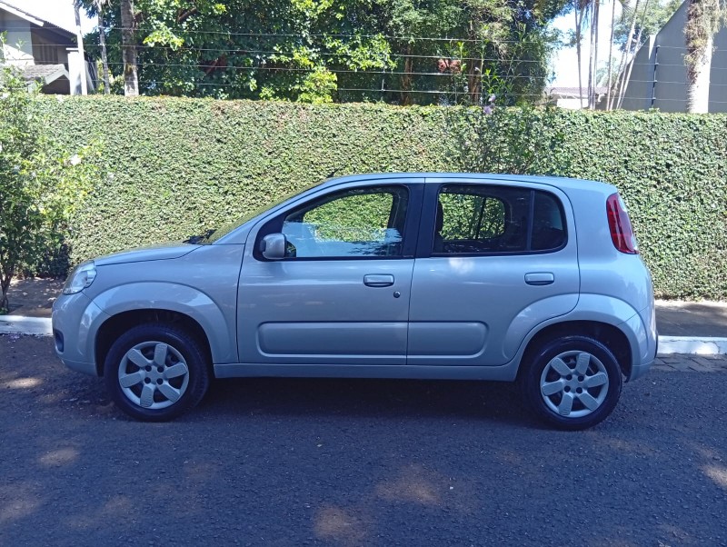 FIAT UNO ECONOMY 1.4 2014 2014/2014 ALTERNATIVA VEÍCULOS LAJEADO / Carros no Vale