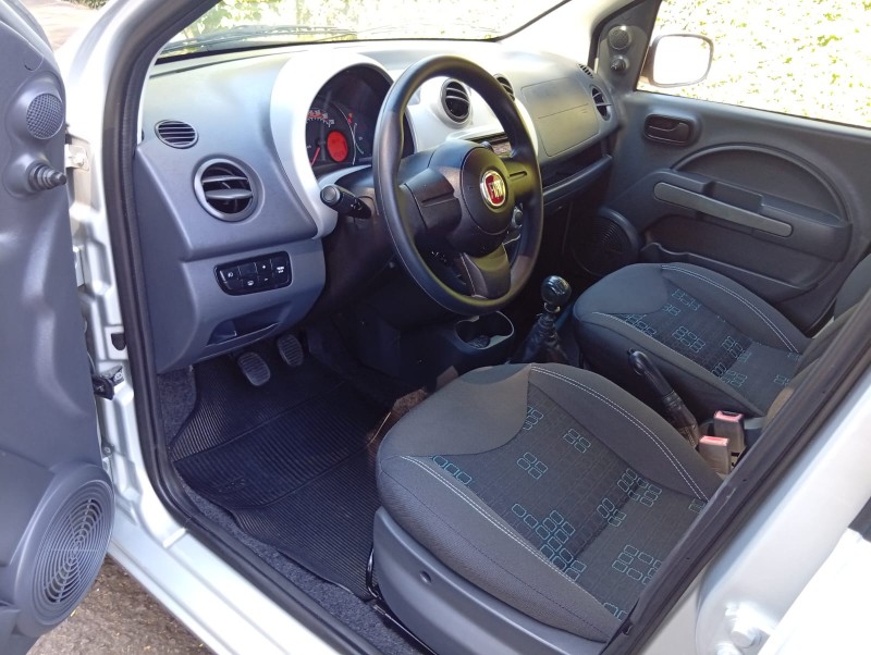 FIAT UNO ECONOMY 1.4 2014 2014/2014 ALTERNATIVA VEÍCULOS LAJEADO / Carros no Vale