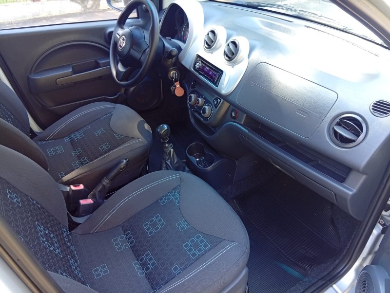 FIAT UNO ECONOMY 1.4 2014 2014/2014 ALTERNATIVA VEÍCULOS LAJEADO / Carros no Vale