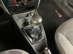 FIAT STRADA 1.4 MPI HARD WORKING CD 8V FLEX 3P MANUAL 2015/2016 DUARTE VEÍCULOS PORTO ALEGRE / Carros no Vale