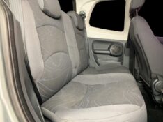 FIAT STRADA 1.4 MPI HARD WORKING CD 8V FLEX 3P MANUAL 2015/2016 DUARTE VEÍCULOS PORTO ALEGRE / Carros no Vale