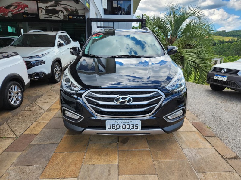 HYUNDAI IX35 2.0 GLS 2016/2017 TS VEÍCULOS ANTA GORDA / Carros no Vale HYUNDAI IX35 2.0 GLS 2016/2017 TS VEÍCULOS ANTA GORDA / Carros no Vale