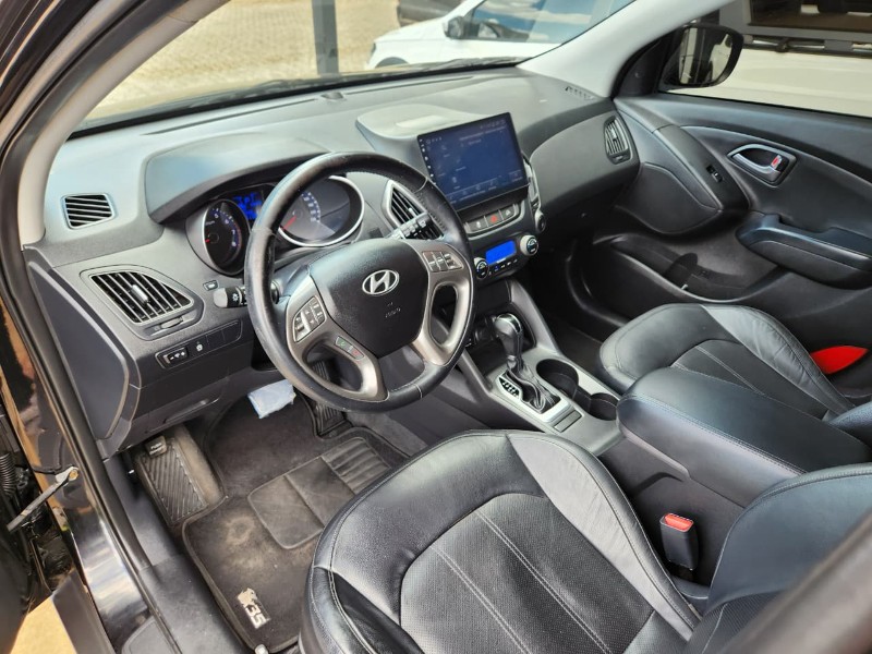 HYUNDAI IX35 2.0 GLS 2016/2017 TS VEÍCULOS ANTA GORDA / Carros no Vale HYUNDAI IX35 2.0 GLS 2016/2017 TS VEÍCULOS ANTA GORDA / Carros no Vale