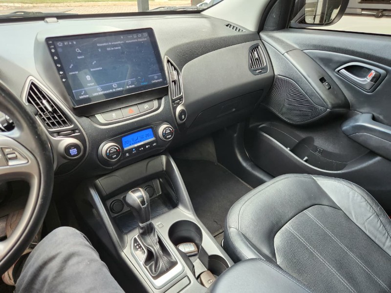 HYUNDAI IX35 2.0 GLS 2016/2017 TS VEÍCULOS ANTA GORDA / Carros no Vale HYUNDAI IX35 2.0 GLS 2016/2017 TS VEÍCULOS ANTA GORDA / Carros no Vale