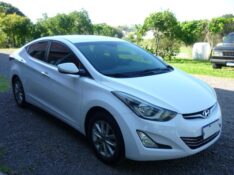HYUNDAI ELANTRA 2.0 GLS 16V FLEX 4P AUTOMÁTICO 2014/2015 PREMIUM AUTOMÓVEIS ARROIO DO MEIO / Carros no Vale