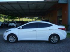 HYUNDAI ELANTRA 2.0 GLS 16V FLEX 4P AUTOMÁTICO 2014/2015 PREMIUM AUTOMÓVEIS ARROIO DO MEIO / Carros no Vale