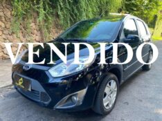 FORD FIESTA SE 1.0 2014/2014 ESTAÇÃO DO CARRO ESTRELA / Carros no Vale