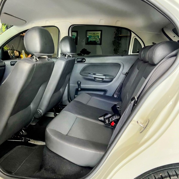 VOLKSWAGEN GOL 1.0 12V MPI TOTALFLEX 4P MANUAL 2020/2020 JOÃO CARROS MULTIMARCAS GUAPORÉ / Carros no Vale