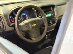 CHEVROLET S10 2.8 16V TURBO DIESEL LS CS 4X4 MANUAL 2017/2018 MALAGGI VEÍCULOS ENCANTADO / Carros no Vale