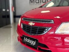 CHEVROLET ONIX 1.0 FLEX LT MANUAL 2015/2016 MALAGGI VEÍCULOS ENCANTADO / Carros no Vale