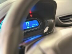 CHEVROLET ONIX 1.0 FLEX LT MANUAL 2015/2016 MALAGGI VEÍCULOS ENCANTADO / Carros no Vale