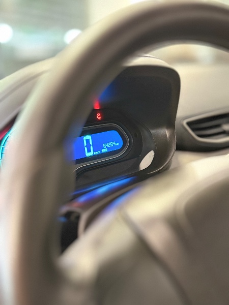 CHEVROLET ONIX 1.0 FLEX LT MANUAL 2015/2016 MALAGGI VEÍCULOS ENCANTADO / Carros no Vale