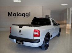 VOLKSWAGEN SAVEIRO 1.6 MI TRENDLINE CS 8V 2015/2016 MALAGGI VEÍCULOS ENCANTADO / Carros no Vale