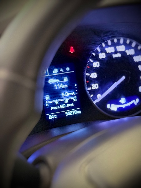 HYUNDAI CRETA 2.0 16V FLEX PRESTIGE AUTOMÁTICO 2017/2017 MALAGGI VEÍCULOS ENCANTADO / Carros no Vale