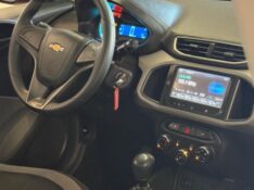 CHEVROLET ONIX HATCH LT 1.0 8V FLEXPOWER 5P MEC. 2015/2015 JM AUTOMÓVEIS VENÂNCIO AIRES / Carros no Vale