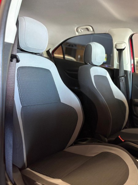 CHEVROLET ONIX HATCH LT 1.0 8V FLEXPOWER 5P MEC. 2015/2015 JM AUTOMÓVEIS VENÂNCIO AIRES / Carros no Vale