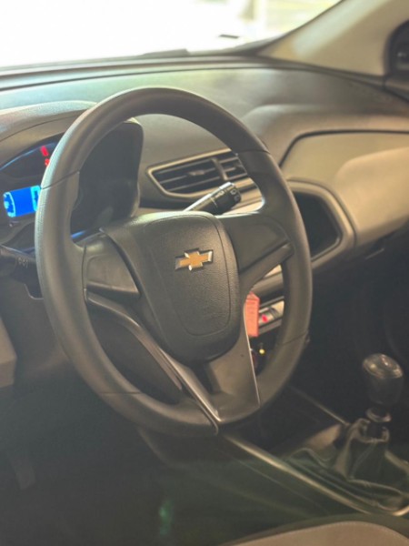 CHEVROLET ONIX HATCH LT 1.0 8V FLEXPOWER 5P MEC. 2015/2015 JM AUTOMÓVEIS VENÂNCIO AIRES / Carros no Vale