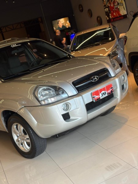 HYUNDAI TUCSON 2.0 2008/2008 JM AUTOMÓVEIS VENÂNCIO AIRES / Carros no Vale