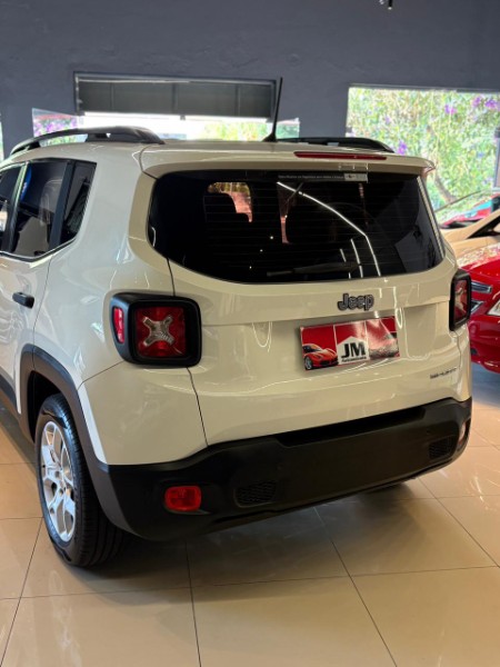 JEEP RENEGADE 1.8 SPORT 16V 2017/2018 JM AUTOMÓVEIS VENÂNCIO AIRES / Carros no Vale