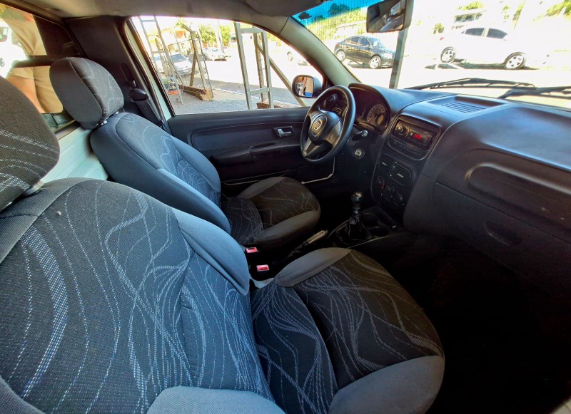 FIAT STRADA 1.4 MPI WORKING CS 8V 2016/2016 CRUZEIRO MULTIMARCAS CRUZEIRO DO SUL / Carros no Vale