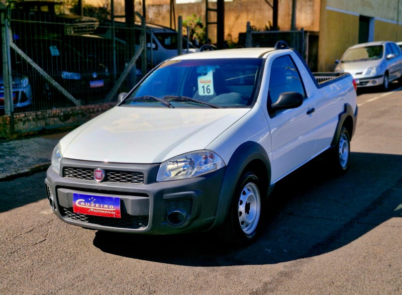 FIAT STRADA 1.4 MPI WORKING CS 8V 2016/2016 CRUZEIRO MULTIMARCAS CRUZEIRO DO SUL / Carros no Vale