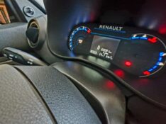 RENAULT KWID ZEN 1.0 2022/2023 CRUZEIRO MULTIMARCAS CRUZEIRO DO SUL / Carros no Vale