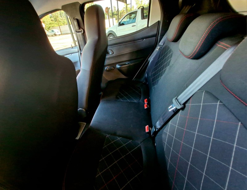 RENAULT KWID ZEN 1.0 2022/2023 CRUZEIRO MULTIMARCAS CRUZEIRO DO SUL / Carros no Vale